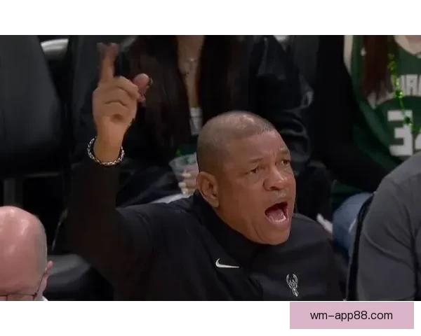 里弗斯：雄鹿未进季后赛早有预感 因球队仅有一位核心球星