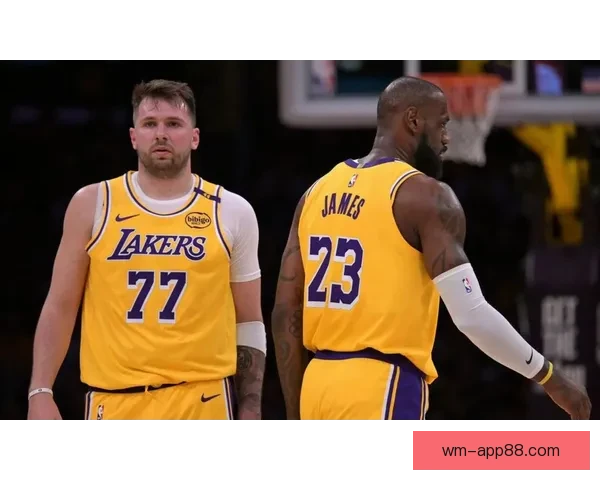 湖人豪取十三战十二胜跻身联盟前五东契奇三十六分表现引争议